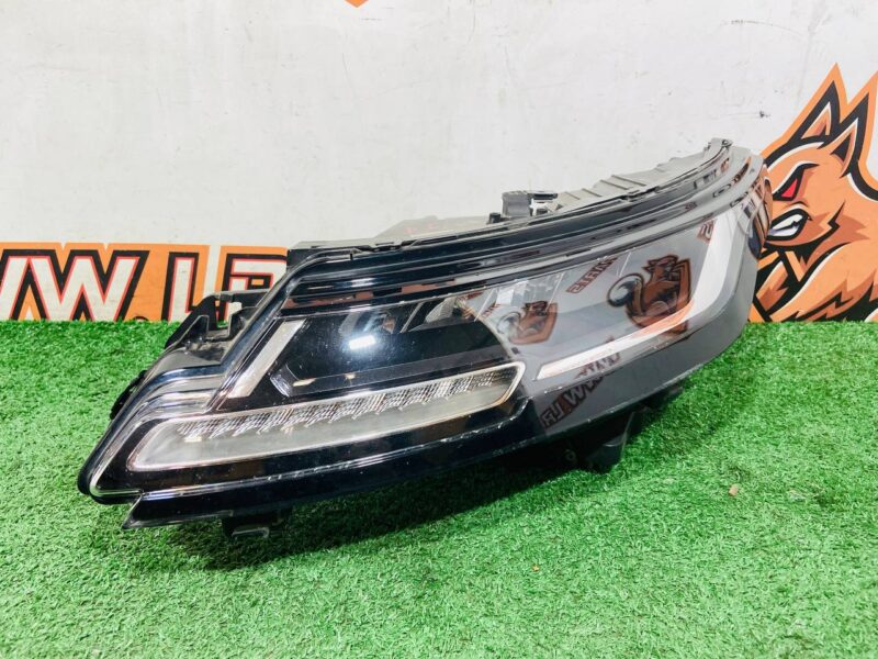 LR154876 Left LED headlight assembly Range Rover Evoque New L551 (2019-) Used cost  € in stock 1 pcs.