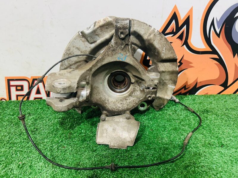 LR165681 Front right steering knuckle (trunnion) Land Rover Discovery Sport L550 (2015-) USED cost 350 € in stock 2 pcs.