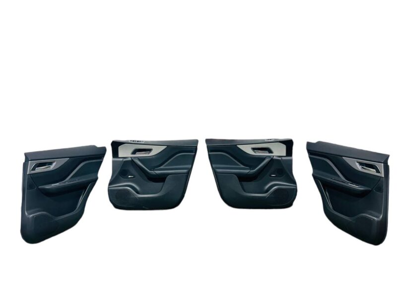 SALONJAGUAREBONYBLACKJ3 Interior seats and door cards Jaguar F-Pace X761 (2017-) Used cost  € in stock 2 pcs.