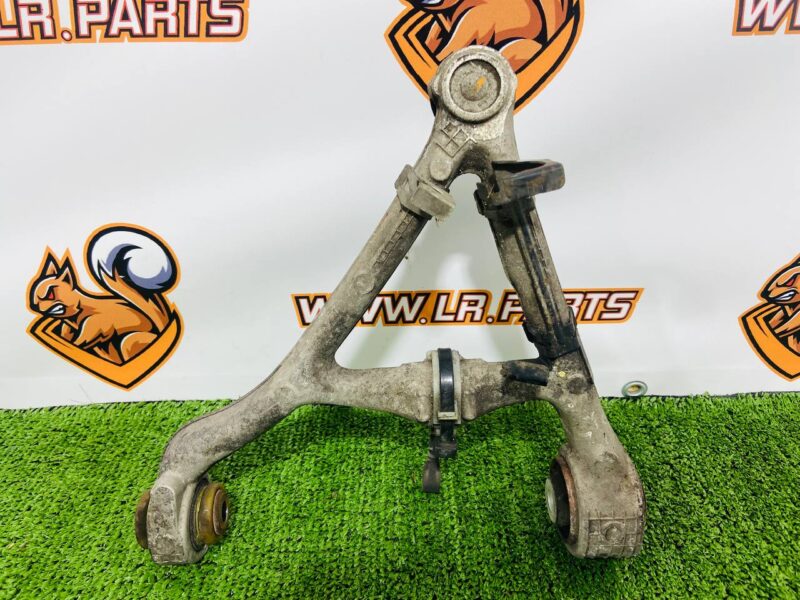 T2P1313 Rear Upper Left Arm Jaguar F-Type X152 (2014-) Used cost  € in stock 1 pcs.