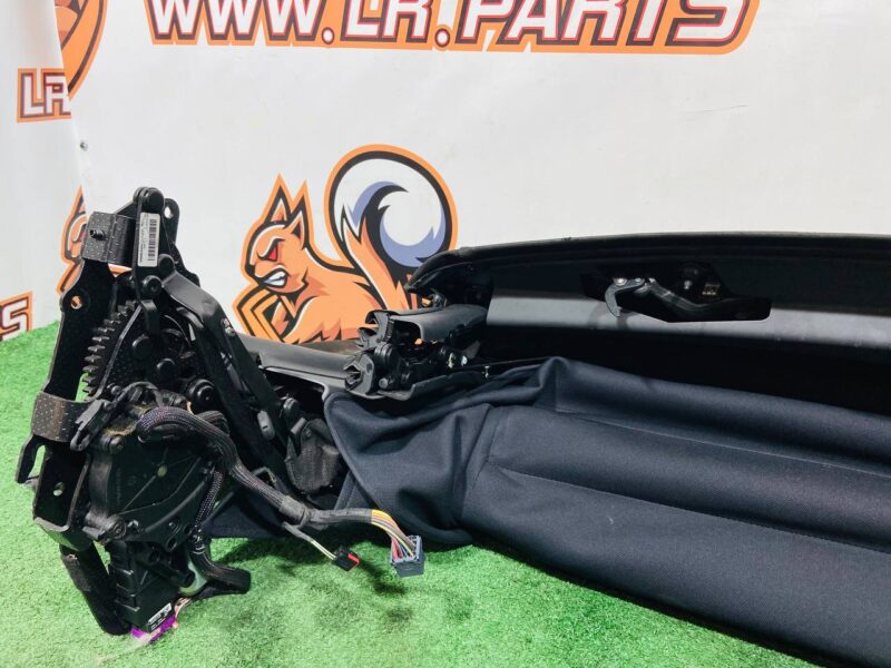T2R10383YUF Folding roof Jaguar F-Type X152 (2014-) Used cost  € in stock 1 pcs.