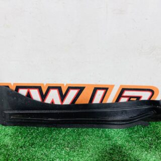 T2R10840 Air Intake Panel Left Jaguar F-Type X152 (2014-) Used cost  € in stock 1 pcs.