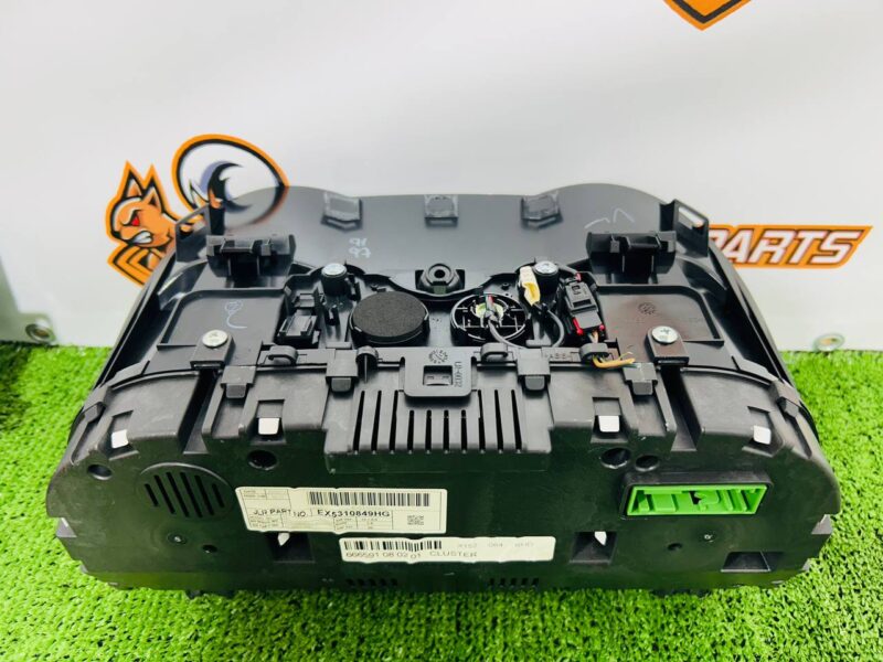 T2R1508 Instrument cluster Jaguar F-Type X152 (2014-) Used cost  € in stock 1 pcs.