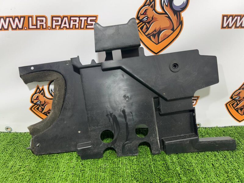 T2R1599 Radiator Deflector Shield Right Jaguar F-Type X152 (2014-) Used cost  € in stock 1 pcs.
