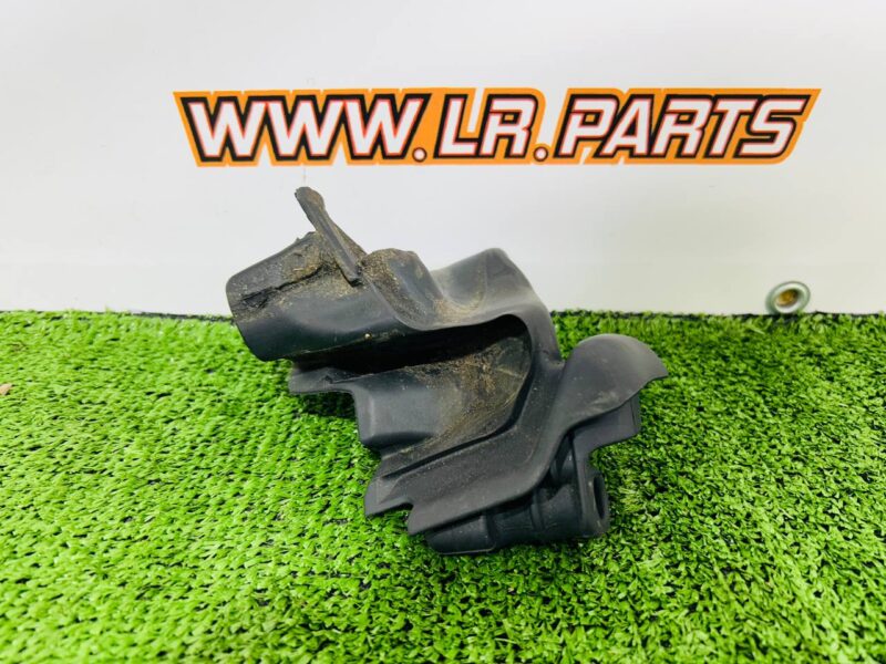 T2R1899 Left Door Seal Trim Jaguar F-Type X152 (2014-) Used cost  € in stock 1 pcs.