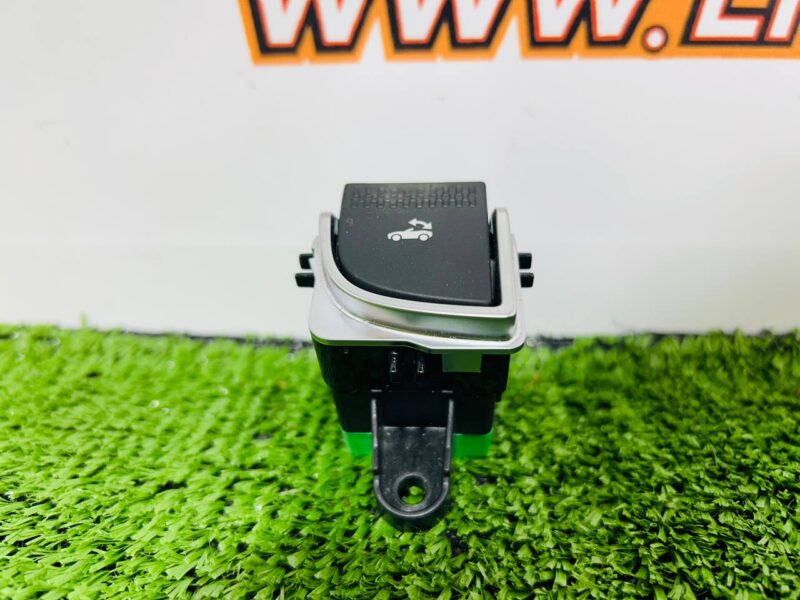 T2R19292 Jaguar F-Type X152 (2014-) Convertible Roof Button Used cost  € in stock 1 pcs.