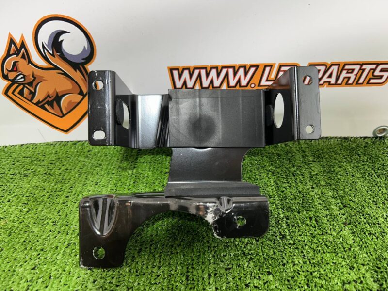 T2R3427 Battery bracket Jaguar F-Type X152 (2014-) Used cost  € in stock 1 pcs.