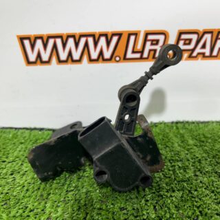 T2R4368 Left Body Position Sensor Jaguar F-Type X152 (2014-) Used cost  € in stock 1 pcs.
