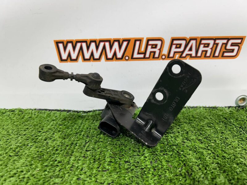 T2R4369 Body position sensor right Jaguar F-Type X152 (2014-) Used cost  € in stock 1 pcs.