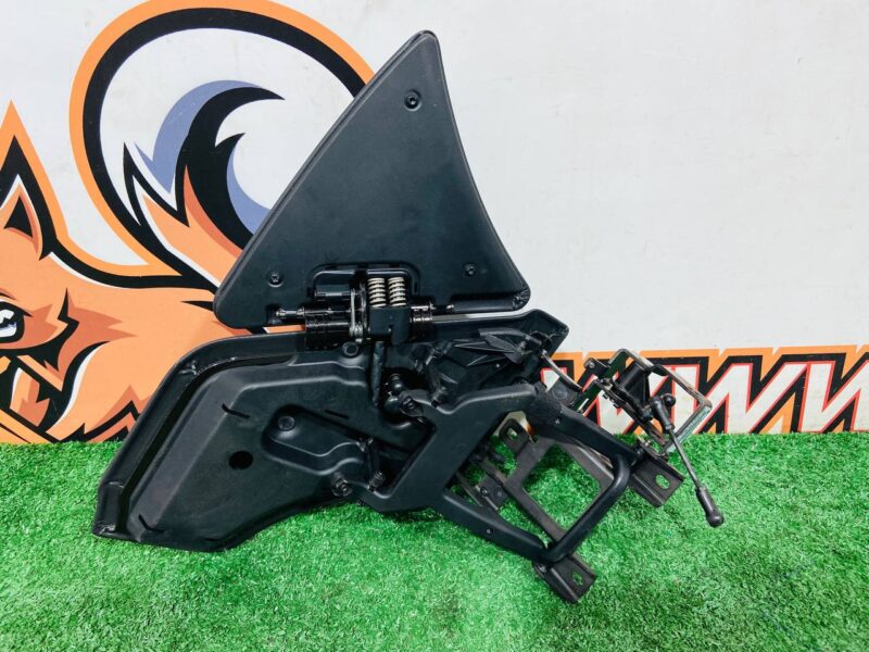 T2R8161 Roof lift mechanism left Jaguar F-Type X152 (2014-) Used cost  € in stock 1 pcs.