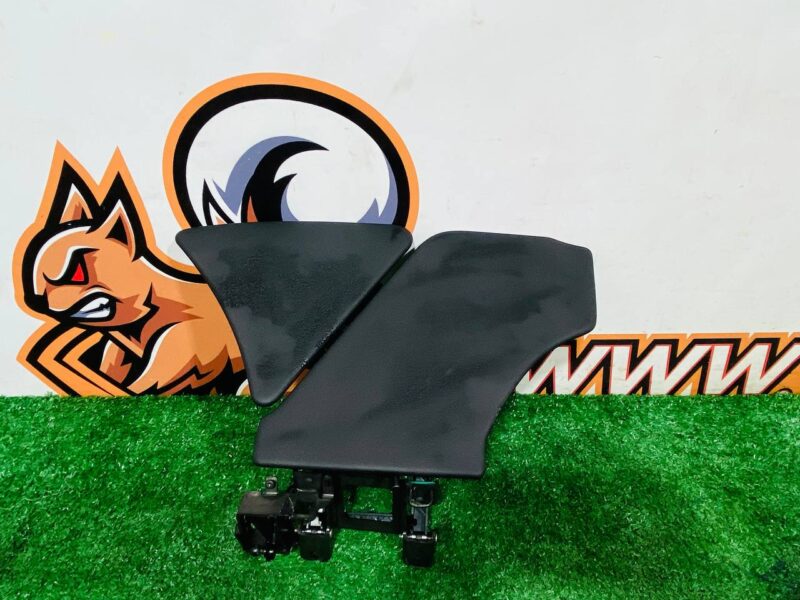 T2R8161 Roof lift mechanism left Jaguar F-Type X152 (2014-) Used cost  € in stock 1 pcs.