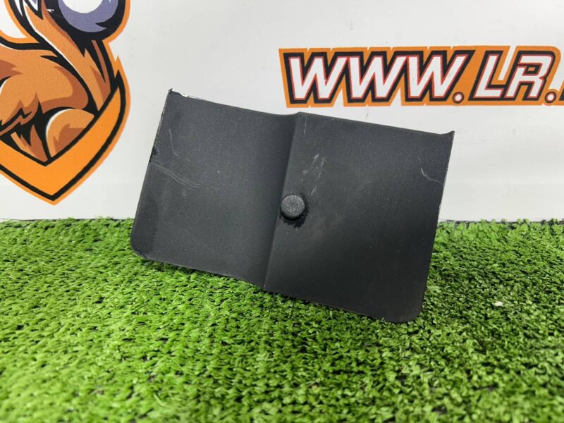 T2R8431 Tilt mechanism cover right Jaguar F-Type X152 (2014-) Used cost  € in stock 1 pcs.