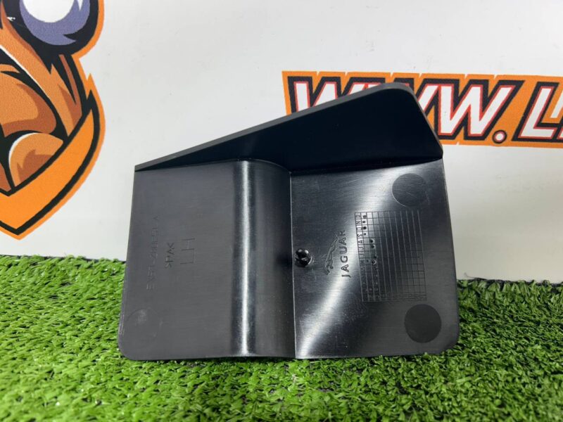 T2R8432 Tilt mechanism cover left Jaguar F-Type X152 (2014-) Used cost  € in stock 1 pcs.