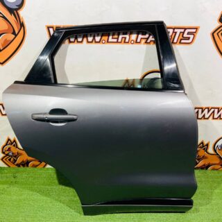 T4A1370KIT2 Door rear right complete Jaguar F-Pace X761 (2017-) Used cost  € in stock 1 pcs.