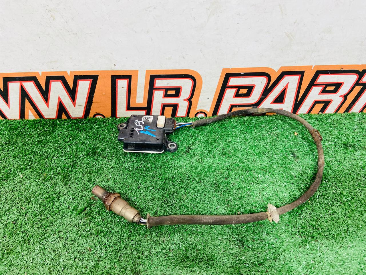 T4A17436 Nitrogen Oxide Sensor for Jaguar F-Pace X761 (2017-) Used - Image 21