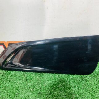 T4A17906 Hood Vent Trim Right Jaguar F-Pace X761 (2017-) Used cost  € in stock 1 pcs.