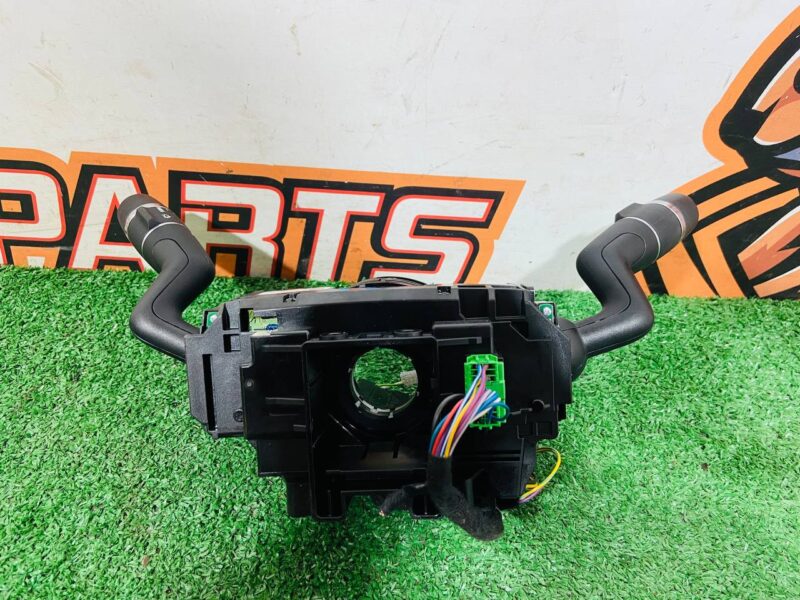 T4A19269KIT Steering column switch assembly Jaguar F-Pace X761 (2017-) Used cost  € in stock 1 pcs.