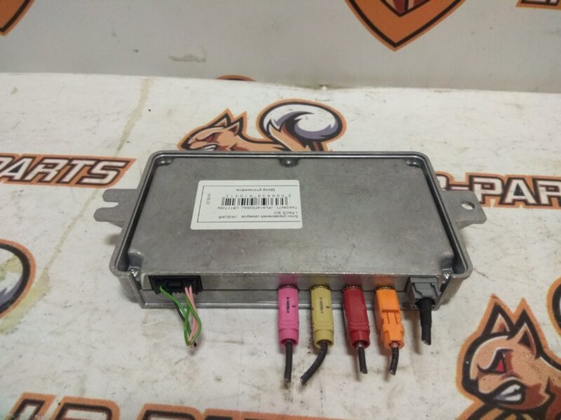 T4A26471 Camera control unit Jaguar I-Pace X590 (2018-) Used cost 366 € in stock 4 pcs.