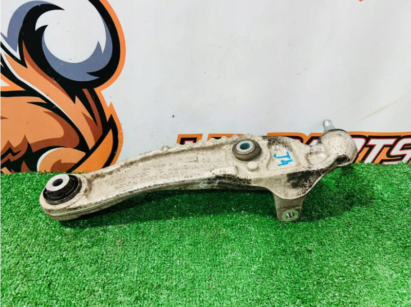 T4A28810 Control arm front left lower rear Jaguar F-Pace X761 (2017-) Used cost 170 € in stock 8 pcs.