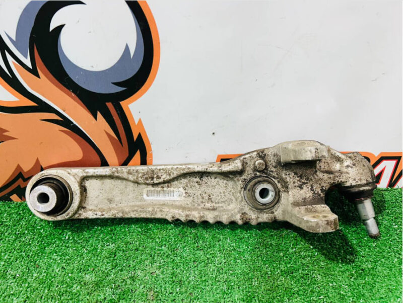 T4A28810 Control arm front left lower rear Jaguar F-Pace X761 (2017-) Used cost 170 € in stock 8 pcs.