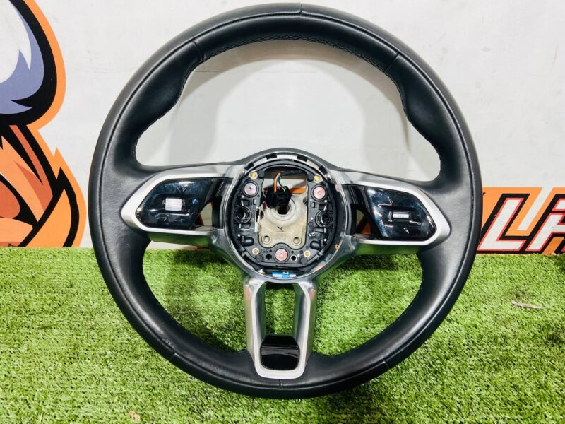 T4K11383PVJ Steering wheel under AIR BAG with switches Jaguar I-Pace X590 (2018-) Used cost 300 € in stock 2 pcs.