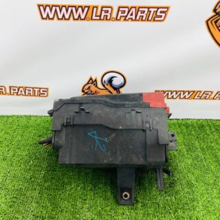 T4N31235 Fuse Box Jaguar XF X260 (2015-) Used cost  € in stock 3 pcs.