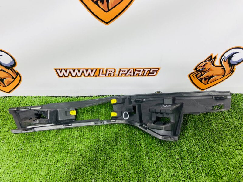 LK7217E762A Front bumper bracket right Land Rover Discovery Sport L550 (2015-) Used cost  € in stock 1 pcs.