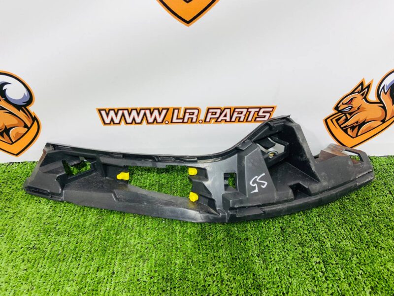 LK7217E762A Front bumper bracket right Land Rover Discovery Sport L550 (2015-) Used cost  € in stock 1 pcs.