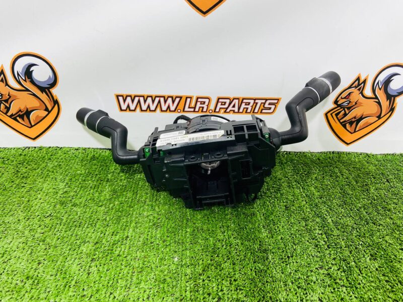 LR090991KIT Steering column switch assembly Range Rover Velar L560 (2018-) Used cost  € in stock 1 pcs.