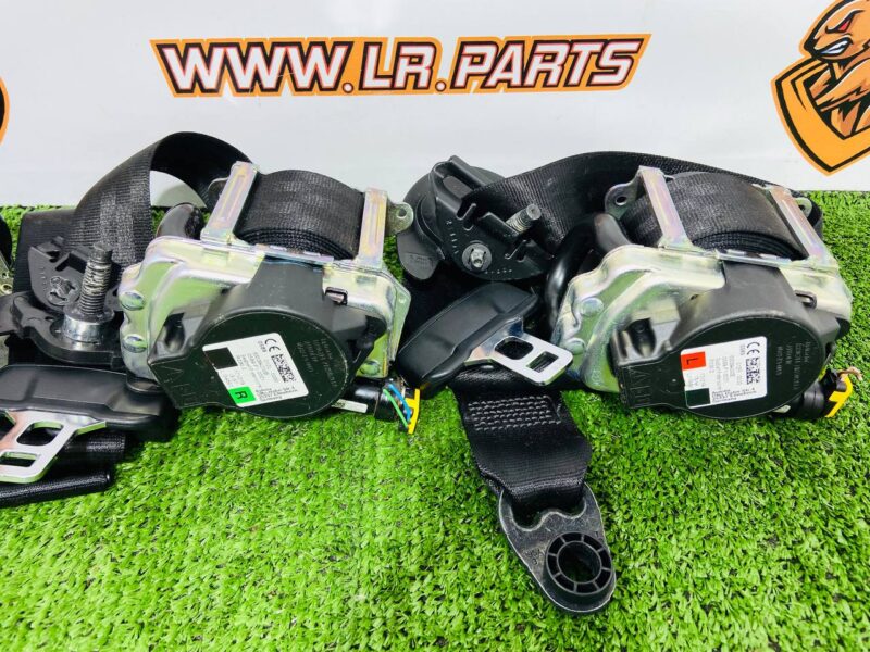 LR092511KIT Seat belt set Range Rover Velar L560 (2018-) Used cost  € in stock 1 pcs.