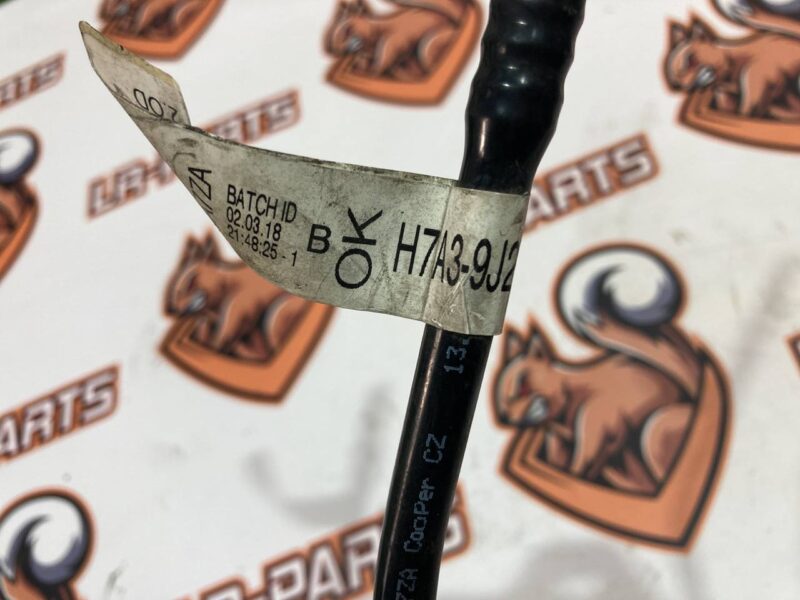LR093087 Fuel pipe 2.0TD Range Rover Velar L560 (2018-) Used cost 100 € in stock 2 pcs.