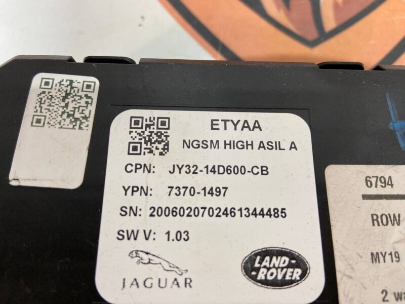 LR098372 Front Seat Control Unit Range Rover L405 (2013-2021) Used cost 200 € in stock 2 pcs.