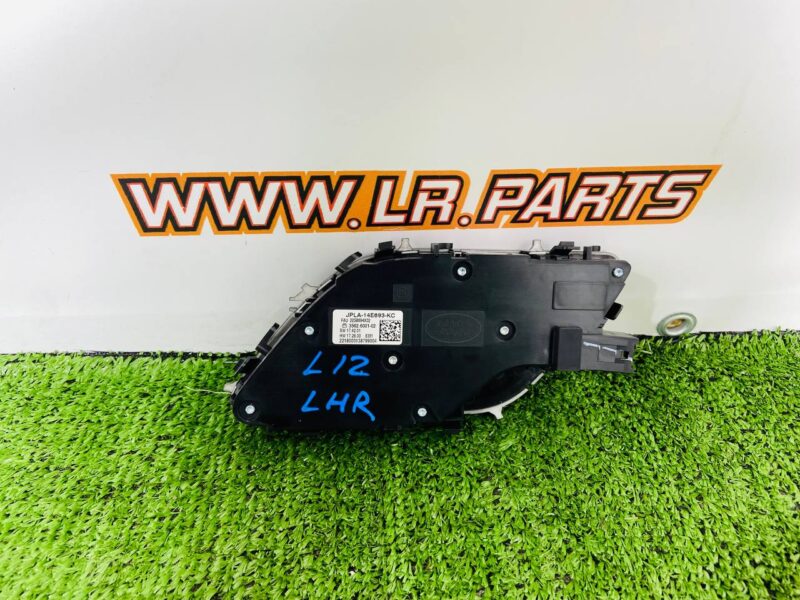 LR098490 Front Left Electric Seat Switch Range Rover L405 (2013-2021) Used cost  € in stock 2 pcs.