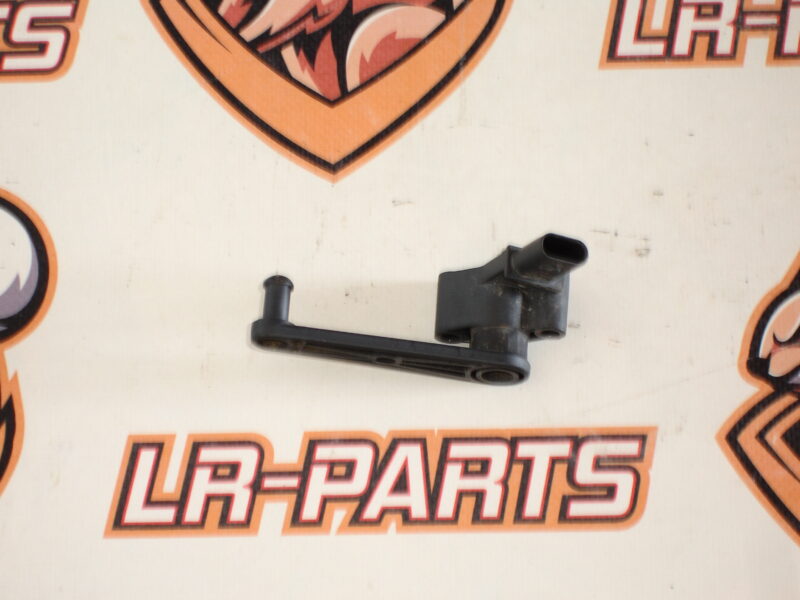 LR098915 Rear Suspension Height Level Sensor Land Rover Discovery 5 L462 (2017-) Used - Image 48