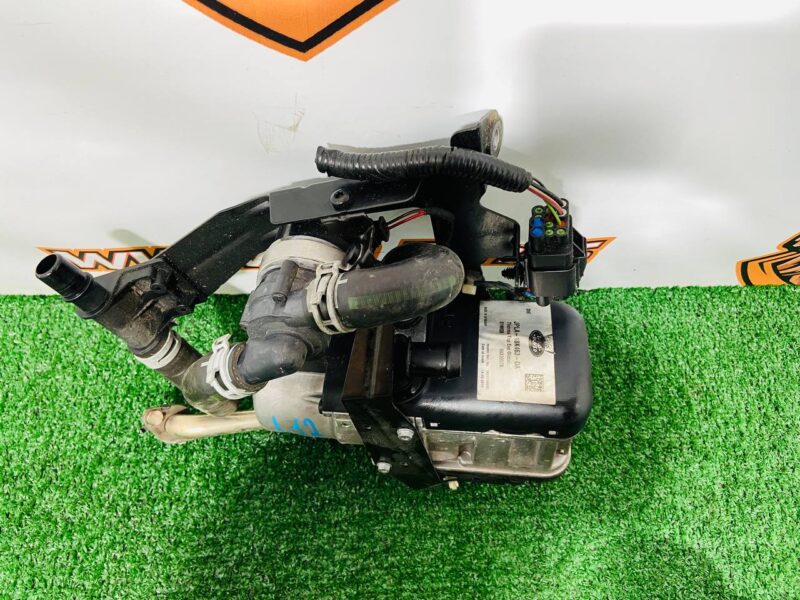 LR099640 Autonomous heater Range Rover L405 (2013-2021) Used cost  € in stock 1 pcs.