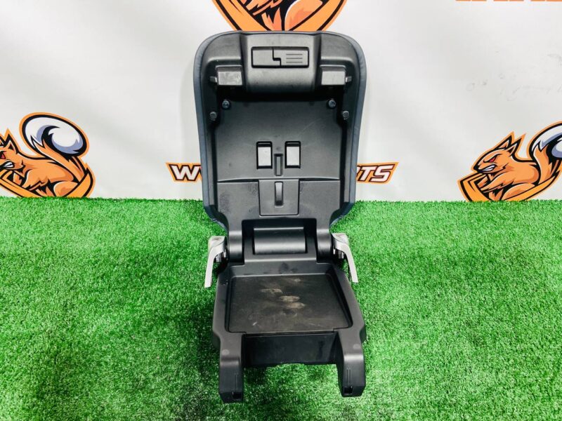 LR100144 Armrest Range Rover L405 (2013-2021) Used cost  € in stock 1 pcs.