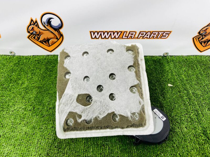 LR101123 Range Rover L405 (2013-2021) Front Seat Back Air Duct Used cost 175 € in stock 1 pcs.