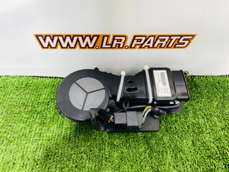 LR101124 Air duct front right seat cushion Range Rover L405 (2013-2021) Used cost  € in stock 1 pcs.