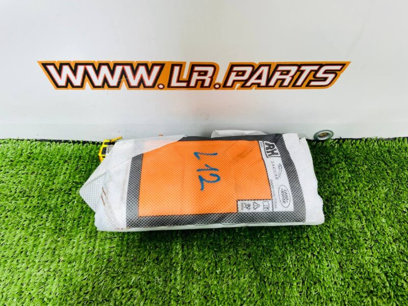 LR101244 Airbag front right seat Range Rover L405 (2013-2021) Used cost  € in stock 2 pcs.
