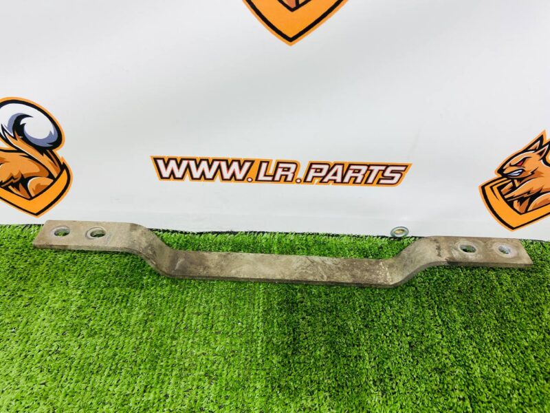LR106296 Floor reinforcement Range Rover Velar L560 (2018-) Used cost  € in stock 1 pcs.