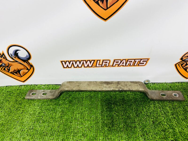 LR106296 Floor reinforcement Range Rover Velar L560 (2018-) Used cost  € in stock 1 pcs.