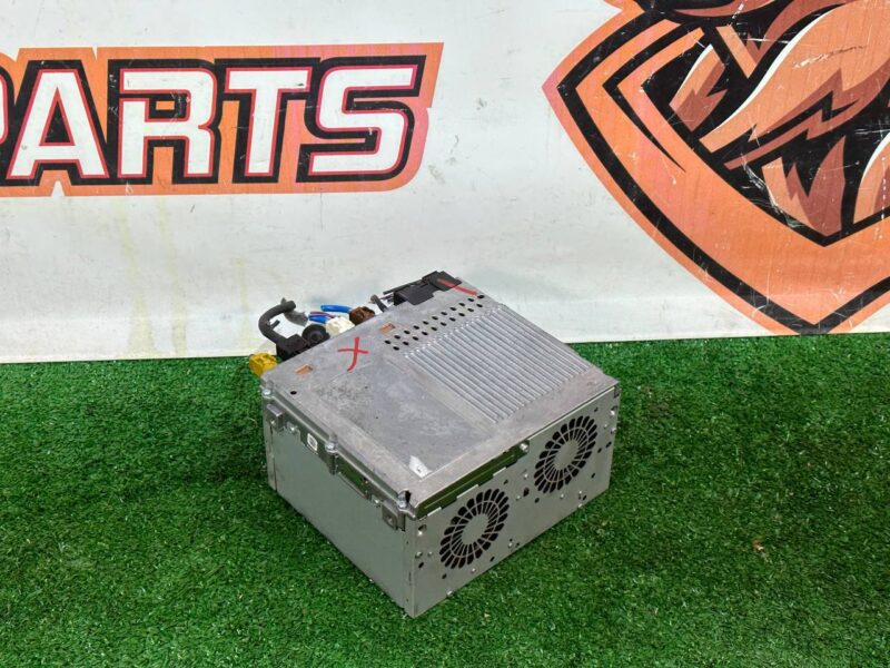 LR110522 Land Rover Discovery 5 L462 (2017-) In-car Entertainment Module Used cost 465 € in stock 1 pcs.