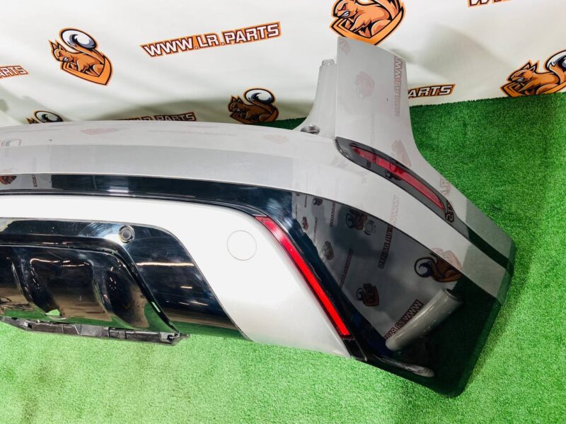 LR112603 Rear bumper assembly Range Rover Velar L560 (2018-) Used cost 840 € in stock 2 pcs.