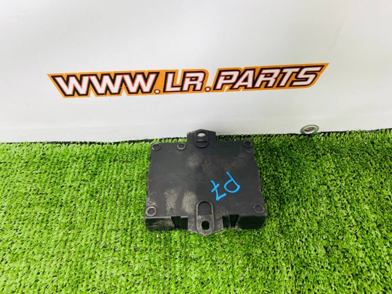 LR126278 Used RANGE ROVER VELAR (L560) trunk lid control unit cost 50 € in stock 1 pcs.