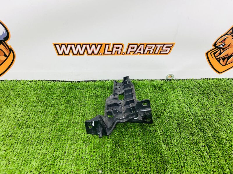 LR127537 Headlight washer bracket right Land Rover Discovery Sport L550 (2015-) Used cost  € in stock 1 pcs.