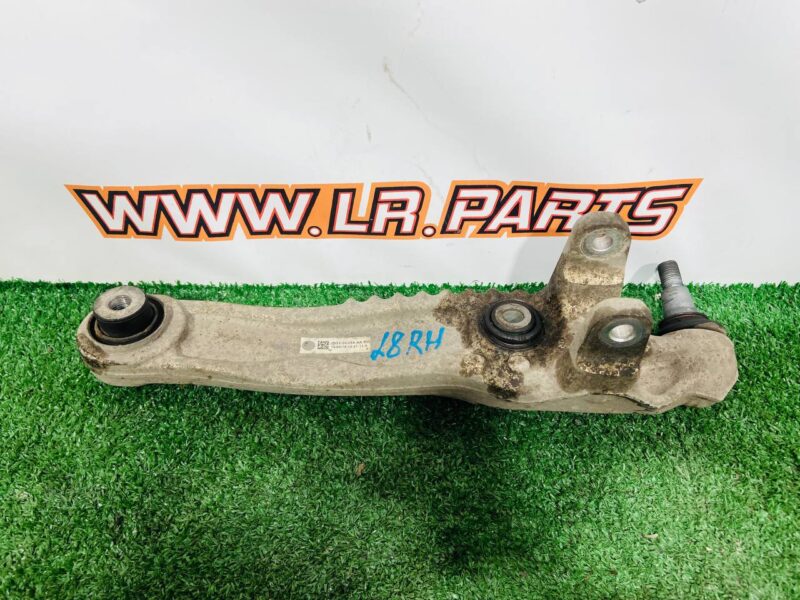 LR141990 Lever front right lower rear (REST J9D3) Range Rover Velar L560 (2018-) Used cost 180 € in stock 7 pcs.