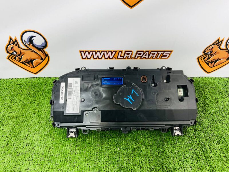 LR146412 Dashboard Range Rover Evoque New L551 (2019-) Used cost  € in stock 1 pcs.