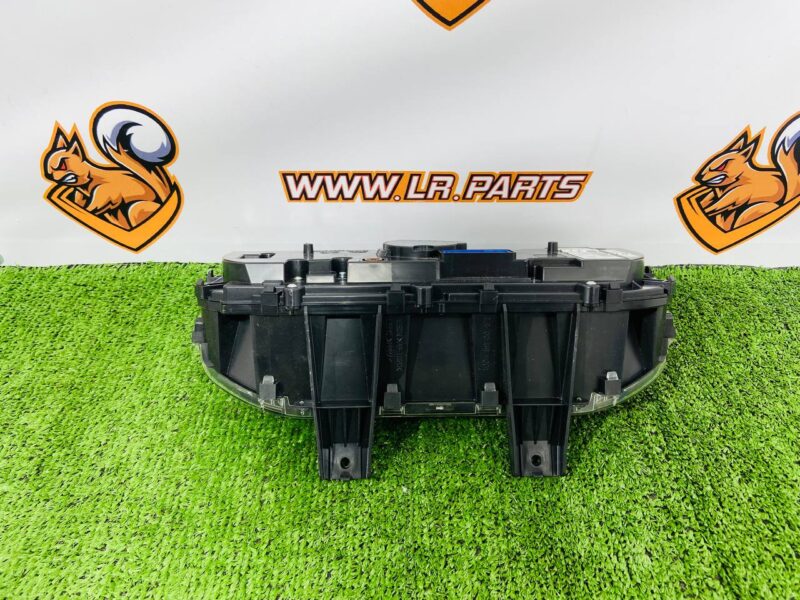 LR146412 Dashboard Range Rover Evoque New L551 (2019-) Used cost  € in stock 1 pcs.