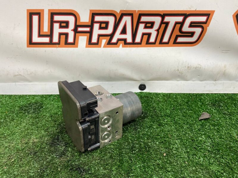 LR155595 ABS block Range Rover Velar L560 Used cost 500 € in stock 1 pcs.