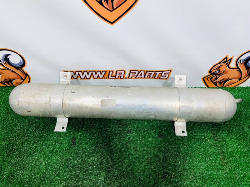 T4K1339 Air suspension receiver Jaguar I-Pace X590 (2018-) Used cost  € in stock 2 pcs.